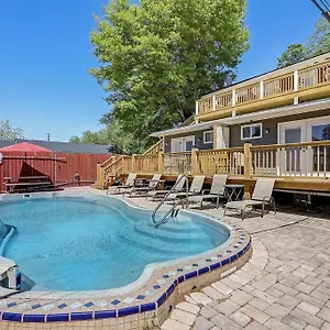 Historic Gold Private With Pool - 2bed, 1&half Bath, Sleeps 6, 1st Floor, 15 Min Walk To Historic Center And Attractions Apartment Savannah